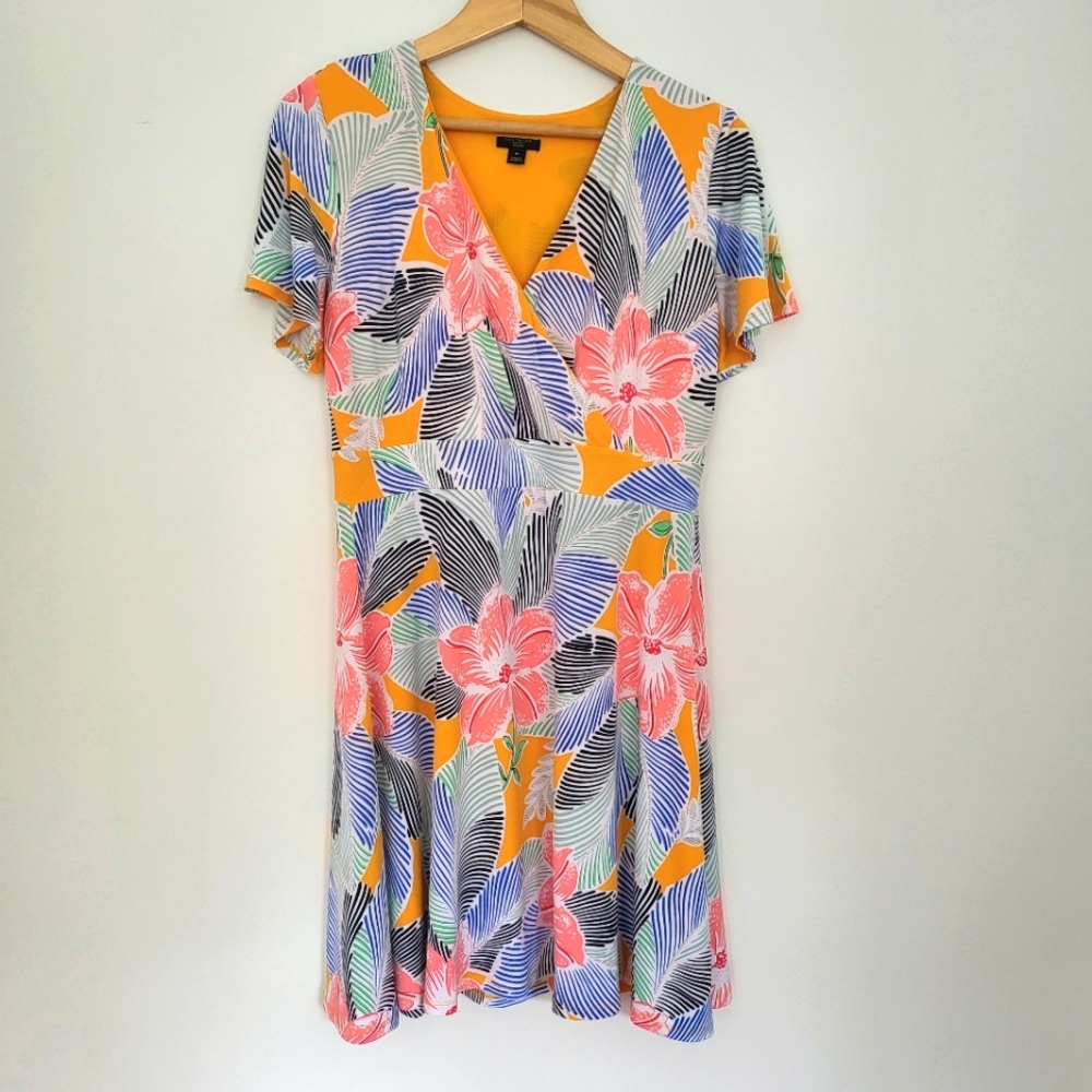Ann Taylor Petite Floral Dress